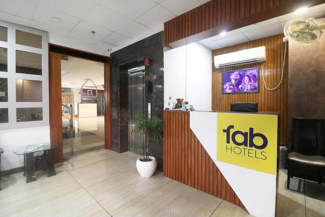 Fabhotel Mid Town Grand Panchkula Exterior photo