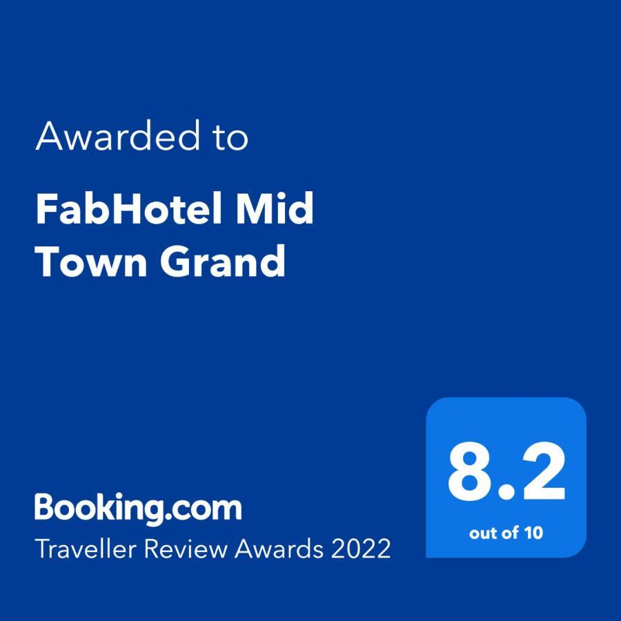 Fabhotel Mid Town Grand Panchkula Exterior photo